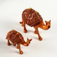 Сувенир полистоун "Двугорбые верблюды" под дерево набор 2 шт 14х4,5х12,5 16,5х5,5х14,5 см