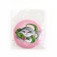 Зеркало карманное новогоднее &laquo;Новый год: Котенок&raquo;, диам.7 см