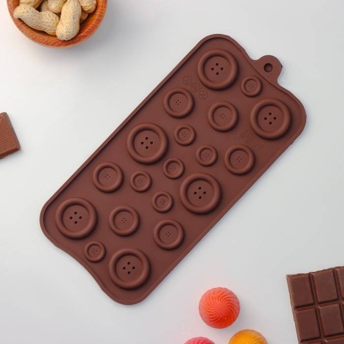 Форма для кондитерских украшений Доляна &laquo;Пуговки&raquo;, силикон, 20,5&times;10 см, 19 ячеек, цвет коричневый