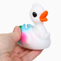 Резиновая игрушка для ванны Крошка Я &laquo;Лебедь&raquo;, 8 см, с пищалкой