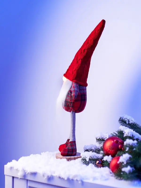 Фигура текстиль &laquo;Гном в красном&raquo; 55 см, 1 LED, от батареек AG13&times;3, свечение тёплое белое