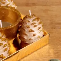 Набор свечей "Шишки и подсвечник" 5 шт 11,5х11,5х5,5 см