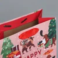 Пакет подарочный новогодний крафтовый вертикальный &laquo;Собачьи истории&raquo;, MS 18 х 23 х 10 см