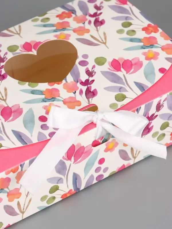 Подарочная коробка сборная с окном &laquo;Розовые цветы&raquo;, 16.5&times;11, 5&times;5 см