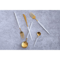 Столовые приборы из нержавеющей стали Magistro &laquo;Фолк&raquo;, 4 предмета, цвет металла золотой, белые ручки