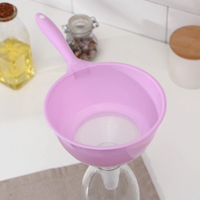 Воронка-сито пластиковая &laquo;Комбо&raquo;, 28&times;15&times;15,3 см, цвет сиреневый