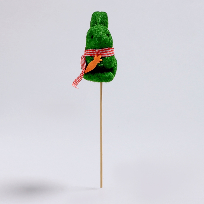Пасхальный декор на палочке &laquo;Зайчик зелёного цвета&raquo; 5 &times; 6 &times; 24 см