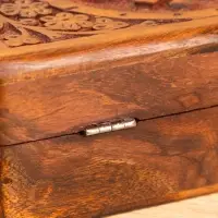 Шкатулка резная "Ом" 18х13х6 см, дерево шишам