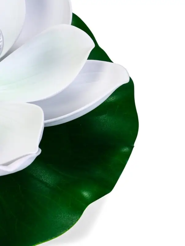 Садовый светильник для водоемов 28 х 28 х 9  см на солнечной бат-е "Лотос" бел N011