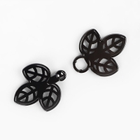 Декоративная застёжка &laquo;Листья&raquo;, 5,5 &times; 2,6 см, цвет чёрный