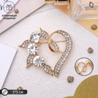 Брошь &laquo;Сердце&raquo; в ягодах, цвет белый в золоте