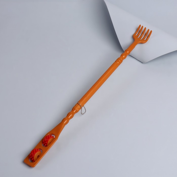 Массажёр - чесалка, двусторонний, универсальный, 2 колеса, цвет МИКС