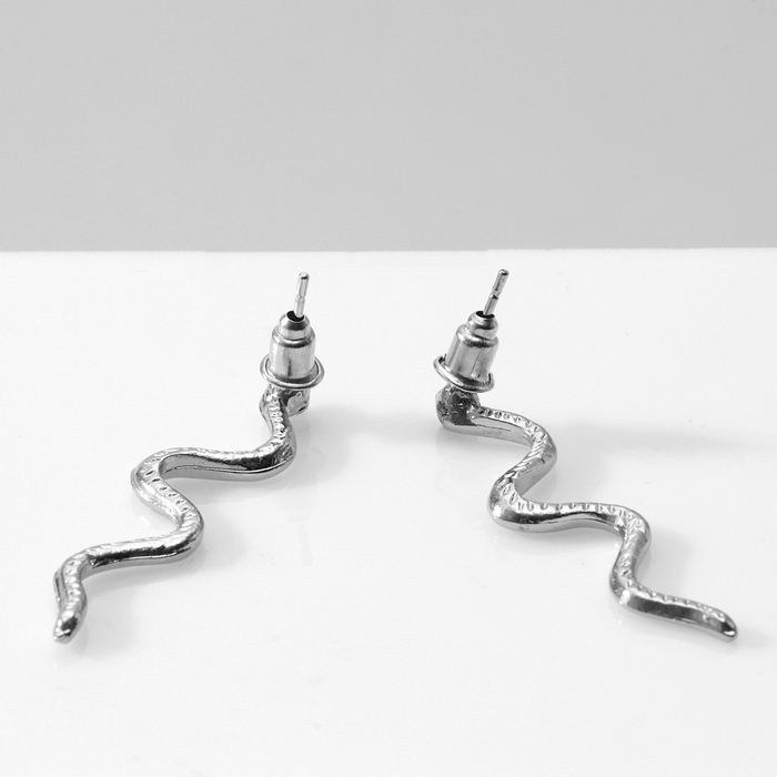 Новый год! Символ года 2025! Серьги металл &laquo;Змея&raquo; миниатюрная, цвет серебро