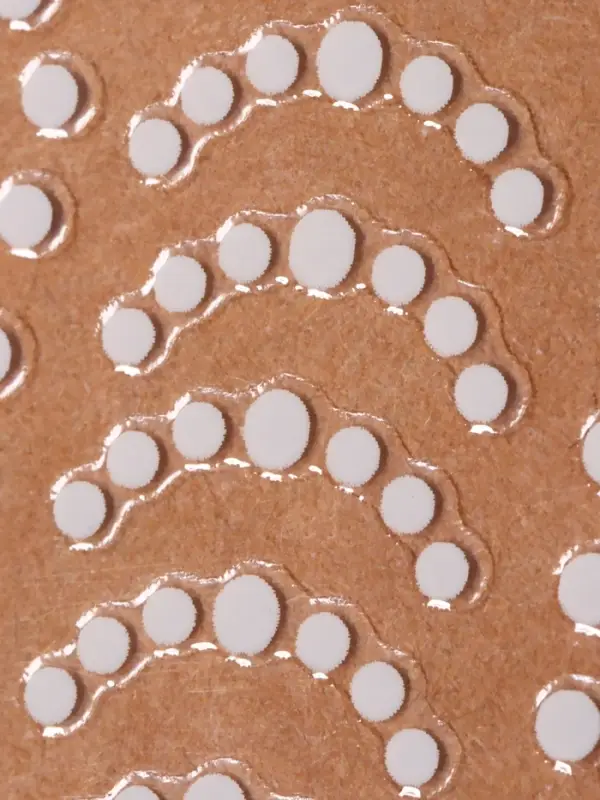 Наклейки для ногтей &laquo;Бусинка&raquo;, белые