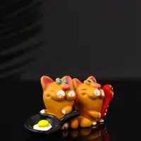 Фигура "Два кота с яичницей" 3.2х7х2.6 см
