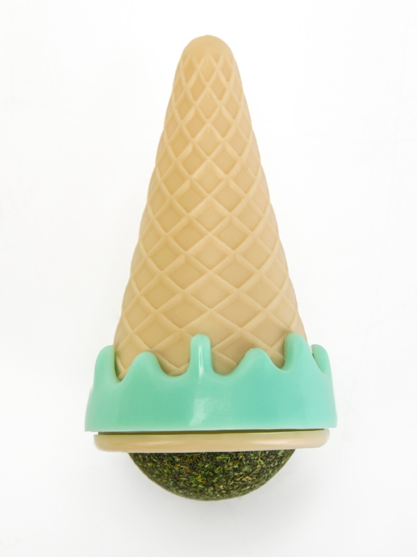 Игрушка для кошек из кошачьей мяты "Мороженное" на основании, 5 х 4 см, розовая