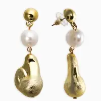 Серьги жемчуг "Борокко". цвет белый в золоте
