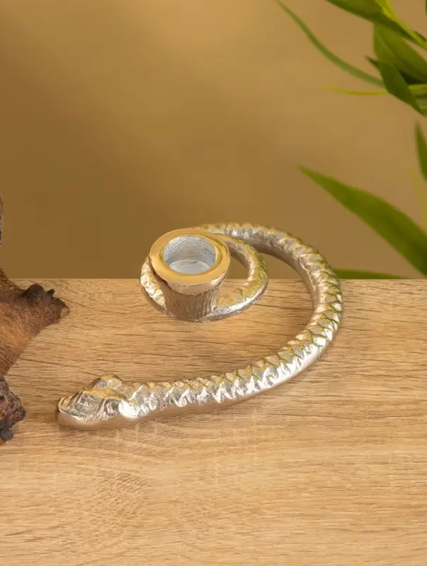 Подсвечник &laquo;Змейка&raquo;, 15&times;9.5&times;5 см, алюминий