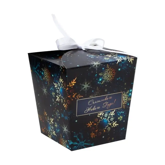 Бонбоньерка, новогодняя подарочная упаковка &laquo;Снежинки в темноте&raquo;, 7.5&times;8&times;7.5 см