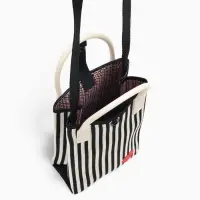 Сумка подр Сердце, 12*4*17, отд на кнопке, дл ремень, бело/черный