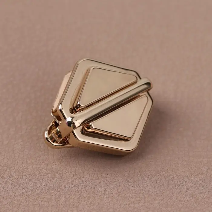 Застёжка для сумки, 3.1&times;3.1 см, цвет золотой