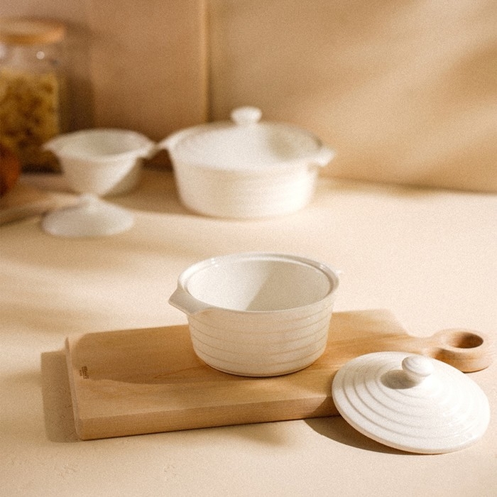 Кастрюля из жаропрочной керамики SL Home &laquo;Санторини&raquo;, 750 мл, 19&times;16&times;7,5 см, цвет белый