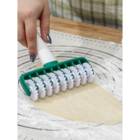 Валик для нарезки теста KONFINETTA &laquo;Сладость&raquo;, фактурный, 14&times;17&times;4 см, цвет белый