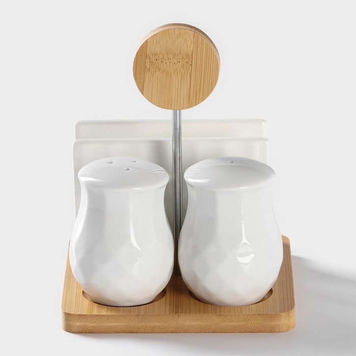 Набор фарфоровый для специй на бамбуковой подставке BellaTenero, 4 предмета: солонка 110 мл, перечница 110 мл, салфетница, подставка-держатель, цвет белый