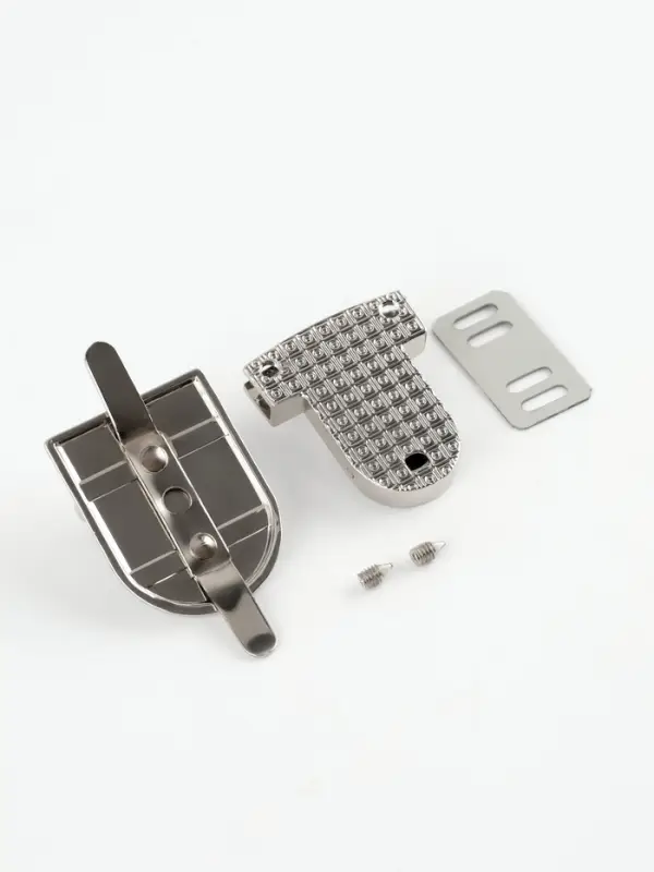 Застёжка для сумки TEIRA, металлическая, 19.5 г, 3.3&times;2.5 см, цвет серебряный