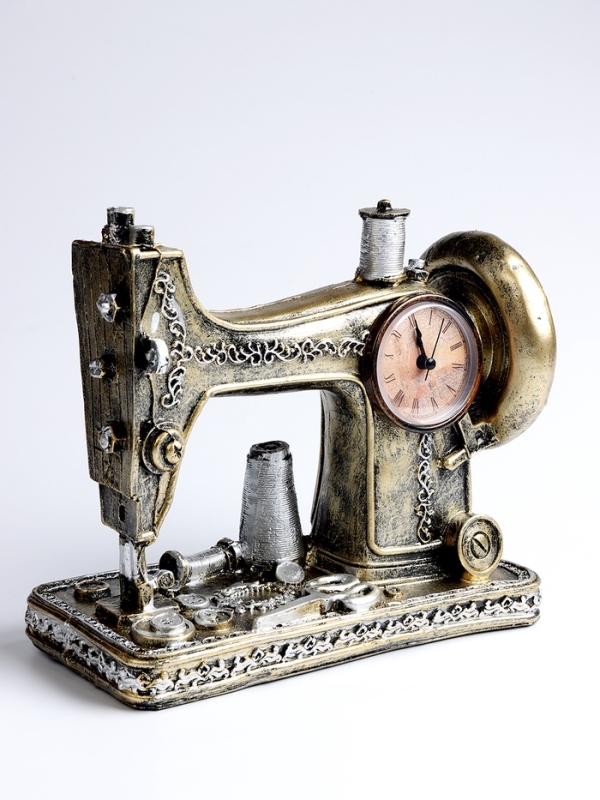 Часы настольные интерьерные, &laquo;Швейная машинка&raquo;, на батарейках, 23.5&times;10.5&times;20 см, d-5.5 см