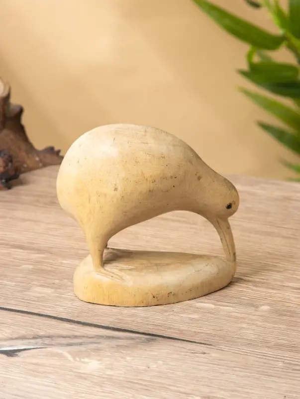 Сувенир "Птица Киви" дерево Суар, 10х5х9 см, цв. бежевый