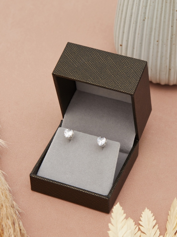 Футляр под набор &laquo;Премиум&raquo;, 5,7*5.7*4,3 , цвет коричневый