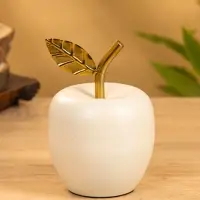 Сувенир "Яблоко с золотым листом" 10х10х12 см, цв. матовый белый