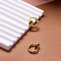Клипсы &laquo;Тренд&raquo; кольцо переплетение, цвет золото