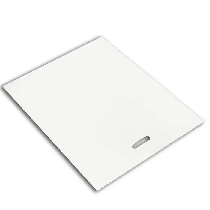 Пакет полиэтиленовый с вырубной ручкой, Белый 30-40 См, 70 мкм