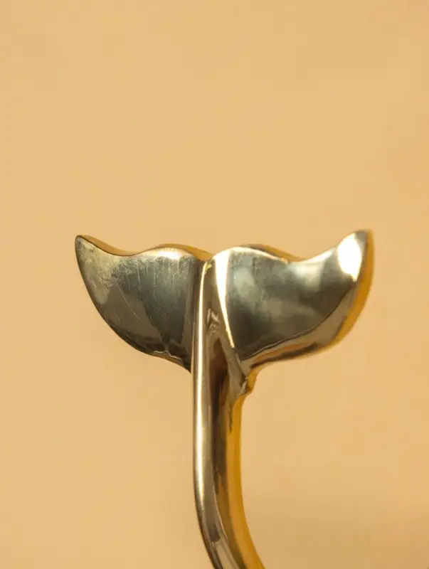 Крючок "Китовый хвост" 8х12 см