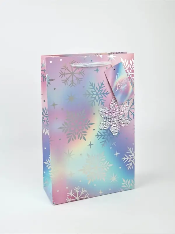 Пакет подарочный &laquo;Новогодний сюрприз&raquo;, с голографией и ёлочной игрушкой, 25,5 &times; 9 &times; 30 см