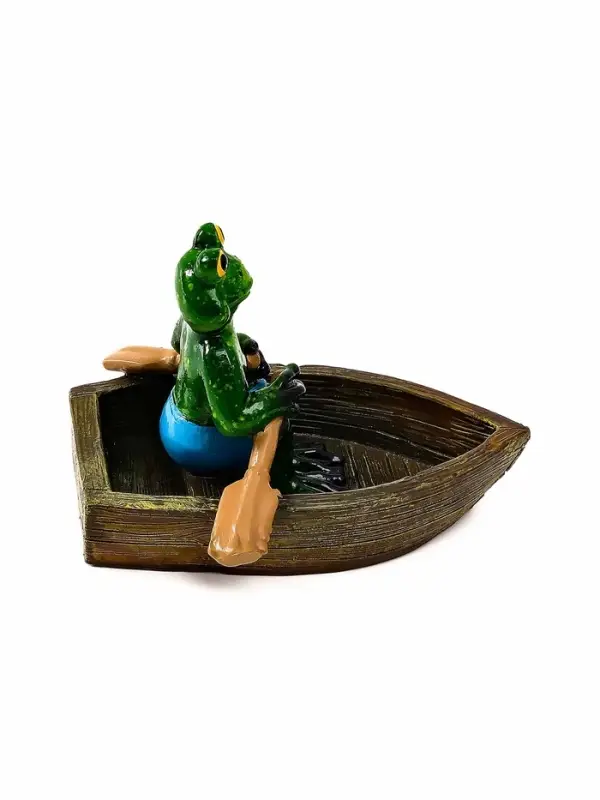 Садовая фигура 14 х 13 х 9,5 см "Лягушка в лодке" Водоплавающая