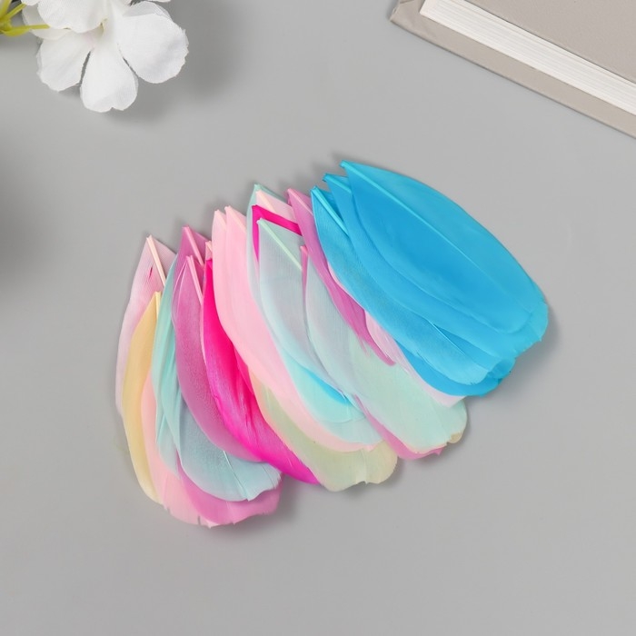 Перо декоративное гусиное "Макарун" в форме листа набор 40 шт h=5-7 см