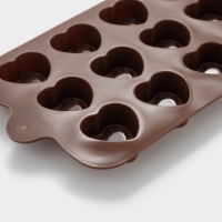 Форма для конфет и шоколада Доляна &laquo;Сердце&raquo;, силикон, 21&times;10&times;1,5 см, 15 ячеек (2,9&times;2,7 см), цвет коричневый