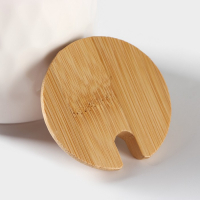 Набор банок фарфоровых для сыпучих продуктов на бамбуковой подставке BellaTenero &laquo;Тюльпан&raquo;, 7 предметов: 3 банки 300 мл, 3 ложки, подставка, керамические, цвет белый