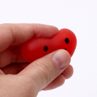 Антистресс сквиш мялка с сюрпризом &laquo;Сердце&raquo; в яйце, в шоубоксе