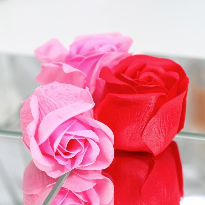 Мыльные розочки, розовые и красные, набор 4 шт.