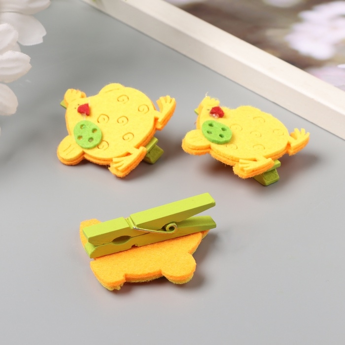 Декор для творчества дерево фетр "Прищепка. Курочка с яйцом" набор 3 шт 1,8х3,8х4,8 см МИКС