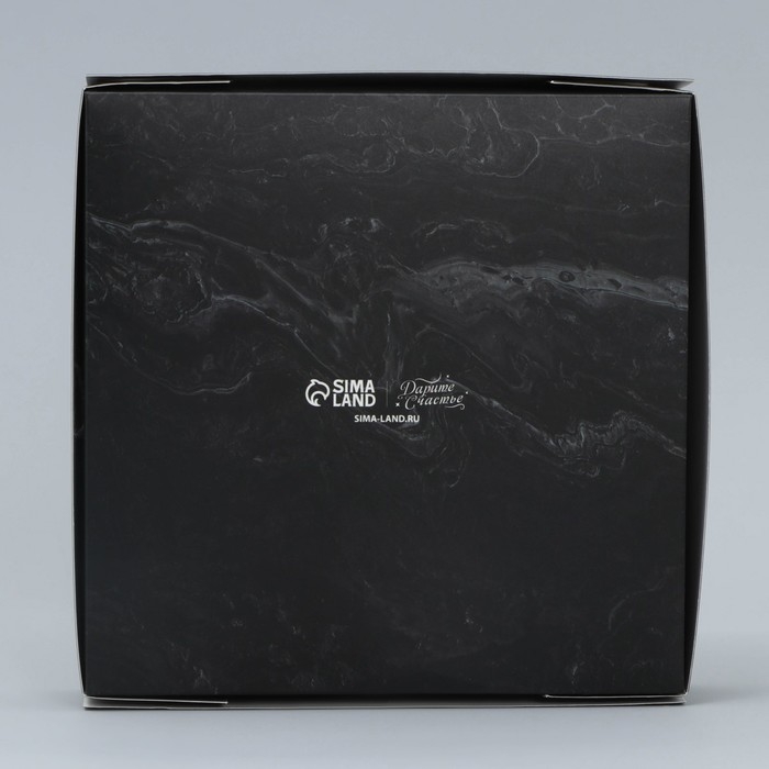 Коробка для конфет, кондитерская упаковка, 9 ячеек, &laquo;Настоящий&raquo;, 14.7 х 14.7 х 3.5 см