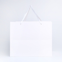 Пакет подарочный с широким дном  35 х 29 х 28 см, белый