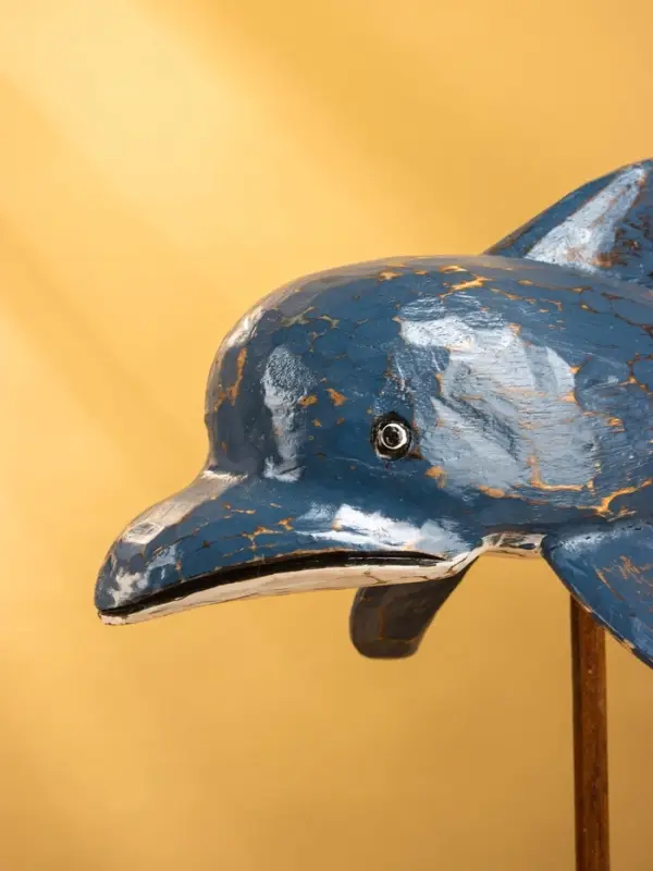 Сувенир на подставке "Дельфин" дерево 40х18х35 см