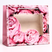 Пакет подарочный с окном "Цветы", 25 х 10 х 22 см