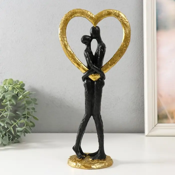 Фигурка полистоун &laquo;Абстракция. Поцелуй у сердца&raquo;, золото с чёрным, 14.5&times;9&times;32 см