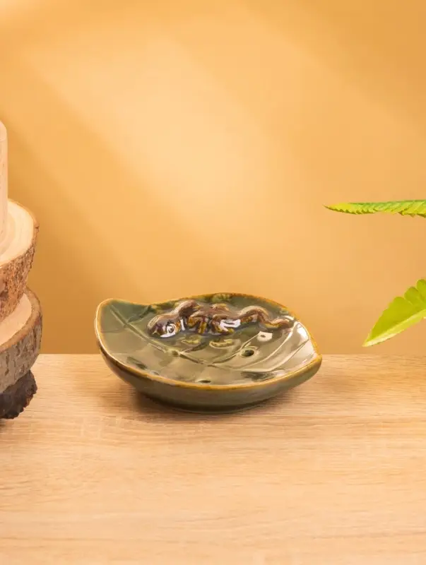 Мыльница "Геккон на листочке" керамика, цв. зелёный, 13х11х2,5 см